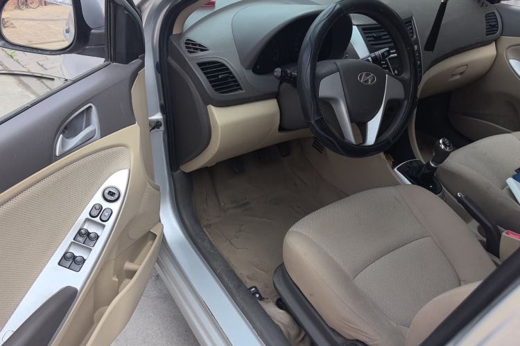 Used Hyundai Verna (older generation) 2010 Sedan 1.4L Manual Comfort GS
