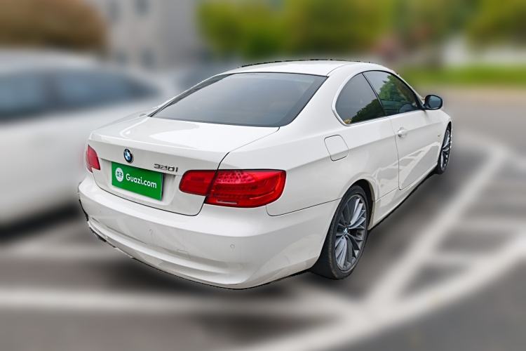 Used BMW 3 Series 2011 320i Coupe Rear Right 45 Deg