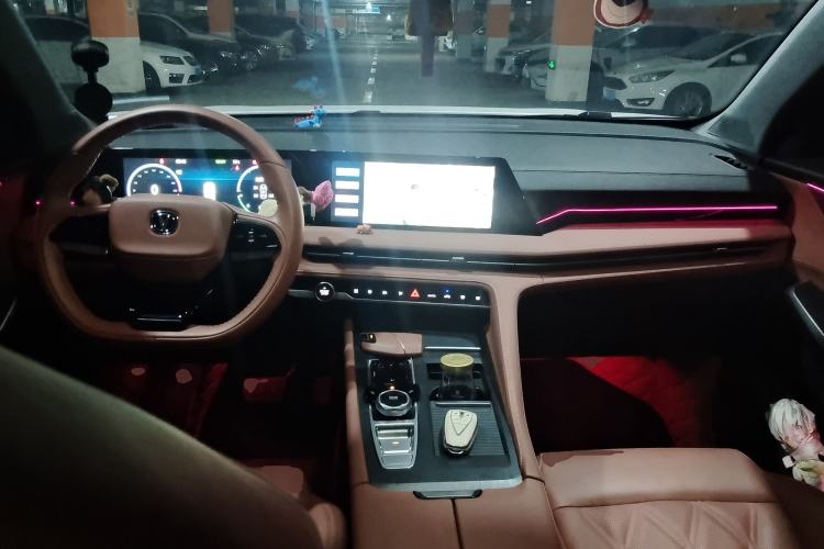 Used Changan CS75 PLUS iDD 2023 ZhiDian iDD Smart Leading Model
