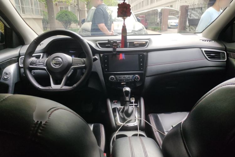 Used Nissan Qashqai 2019 2.0L CVT Smart Enjoyment Version Center Console