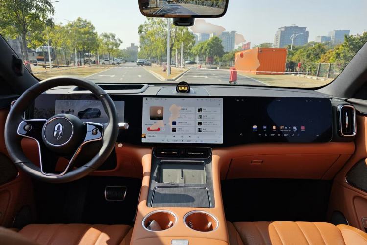 Used Hima AITO M8 2025 Extended-Range Ultra Version 53.4 kWh 6-Seater Edition