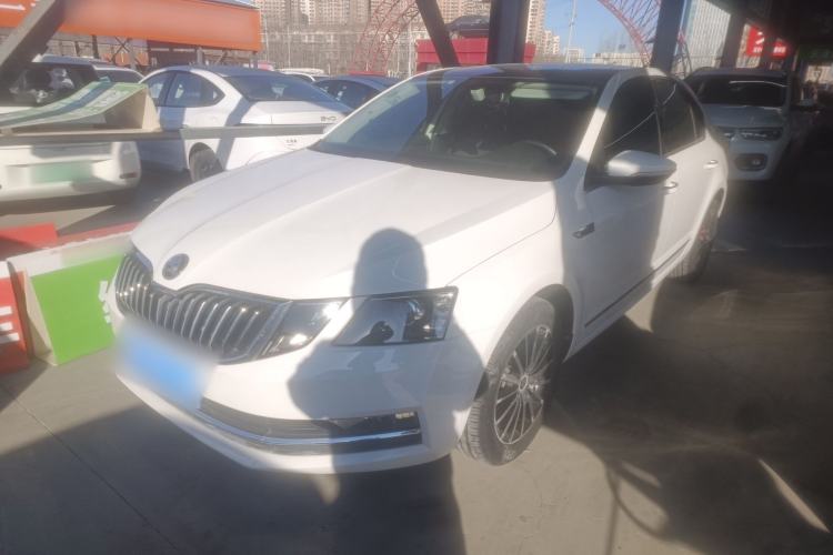 Used Skoda Octavia 2018 1.6L Automatic Luxury Edition