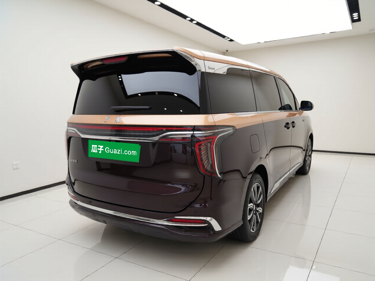 Hongqi HQ9 2023 2.0T Smart Connect Flagship Edition - Chinese Trim Xiang — снимка 6