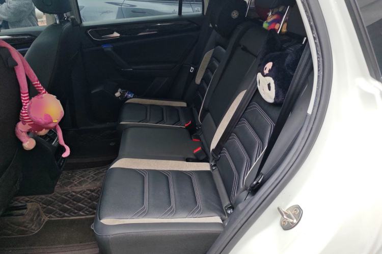 Used Volkswagen Tayron GTE Plug-in Hybrid 2022 1.4T Luxury Edition Left Rear Seat