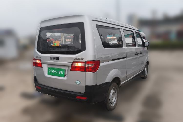 Used Jinbei Hiace X30 CNG 2023 1.5L Natural Gas Super-Enjoyment Passenger Van 5/6/7 Seats No Air Conditioning SWCC15M

