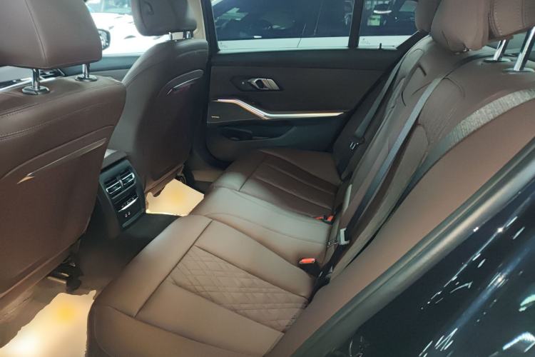 Used BMW 3 Series 2023 325Li M Sport Night Edition Package Left Rear Seat