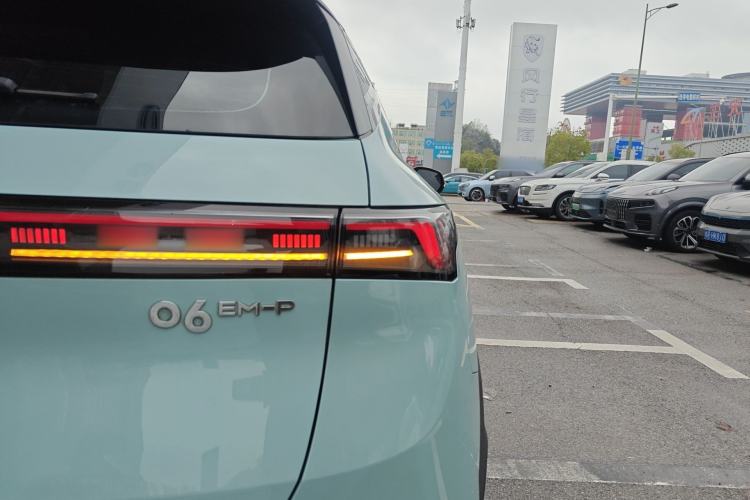 Used Lynk & Co 06 EM-P 2023 EM-P 126 Long-Range Halo Exterior 3