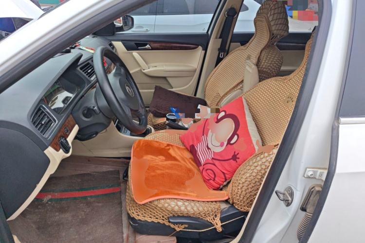 Used Volkswagen Lavida 2013 Restyled Classic 1.6L Manual Comfort Edition Left Front Seat