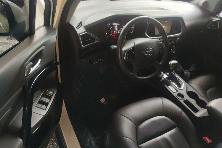 Used GAC Trumpchi GS4 2017 235T Automatic Two-Wheel Drive Luxury Smart Connectivity Version Driver Seat