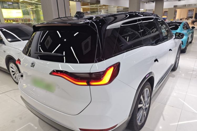 Used Nio ES8 2020 415 km Range 7-Seater Version Rear Right 45 Deg