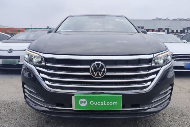 Used Volkswagen Viloran 2024 380TSI Premium Edition
