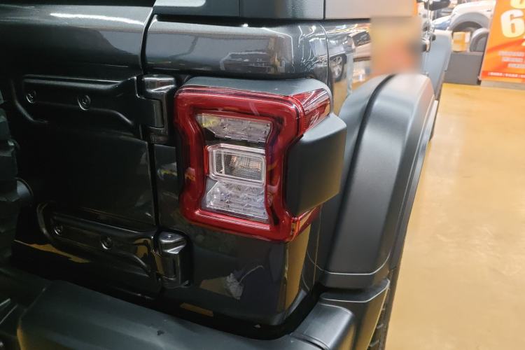 Used Jeep Wrangler 2019 2.0T Rubicon Four-Door Version China VI Emission Standard