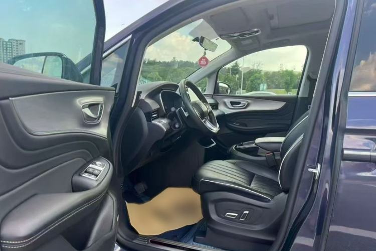 Used Roewe iMAX8 2021 400TGI Flagship Edition