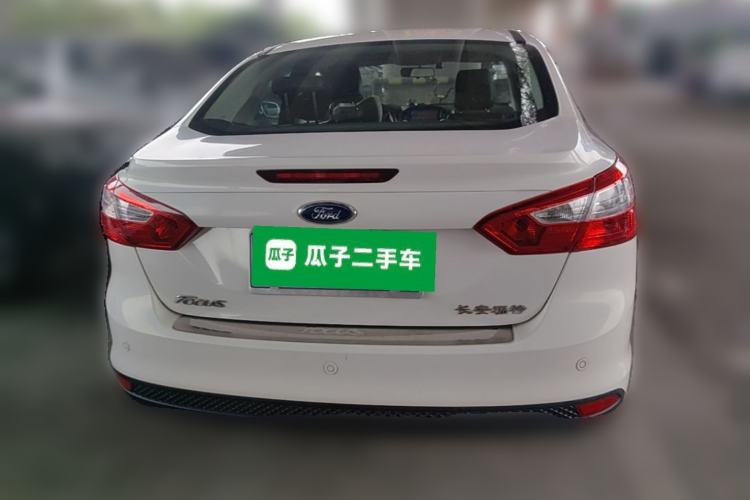 Used Ford Focus 2012 Sedan 1.6L Automatic Fashion Edition
