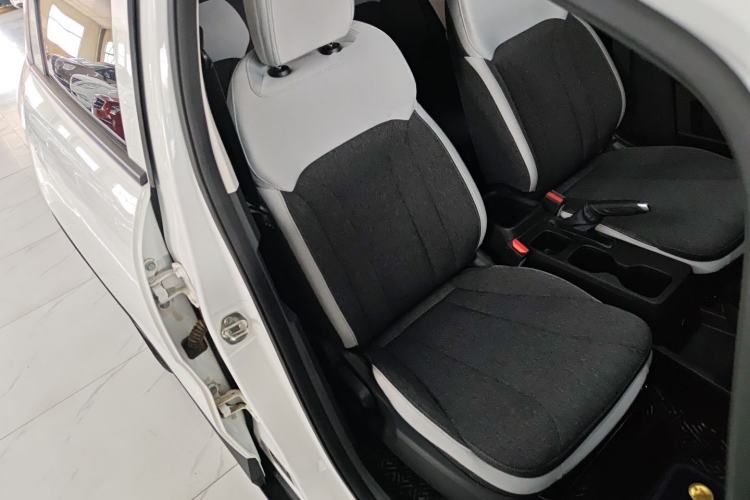 Used Geometry E Firefly 2024 301km Flowing Light
