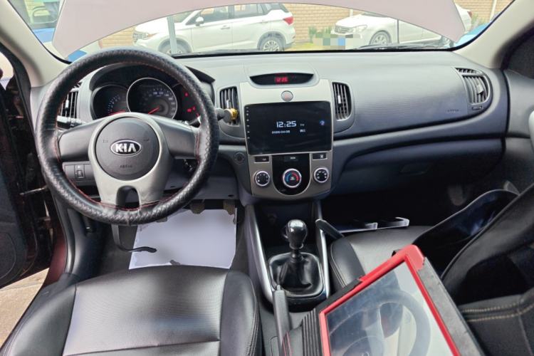 Used Kia Forte 2014 1.6L MT GL
