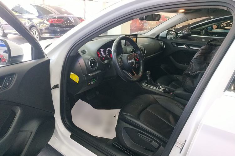 Used Audi A3 2018 30th Anniversary Edition Limousine 35 TFSI Ambition Model
