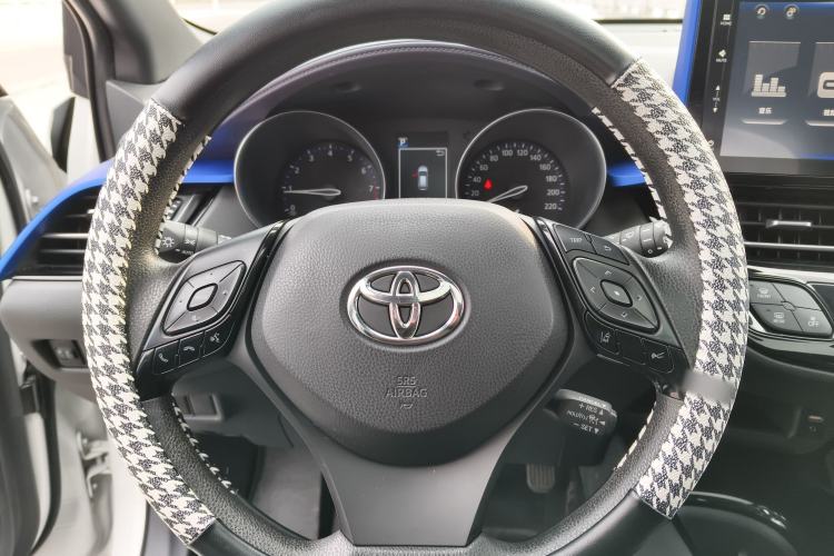 Used Toyota IZOA 2021 2.0L Yichi SPORT