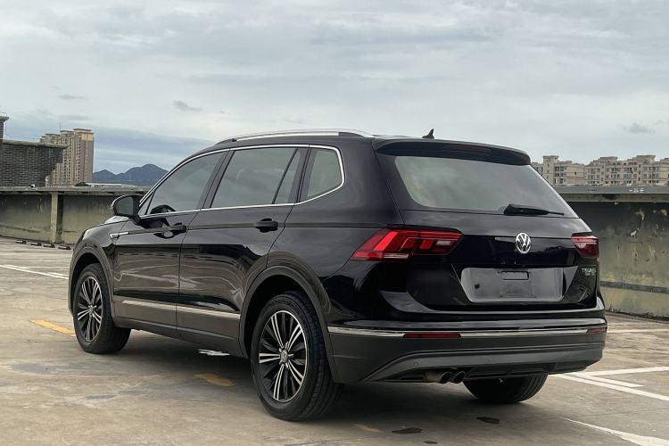 Used Volkswagen Tiguan L 2019 Updated Version 330TSI Automatic Two-Wheel Drive Panoramic Comfort Edition China VI Standard