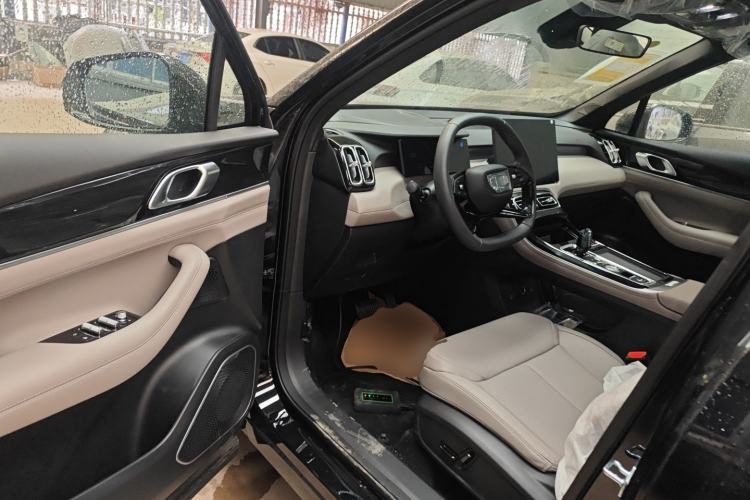 Used Geely Auto FX11 2025 4th Generation 1.5TD DCT – The Start