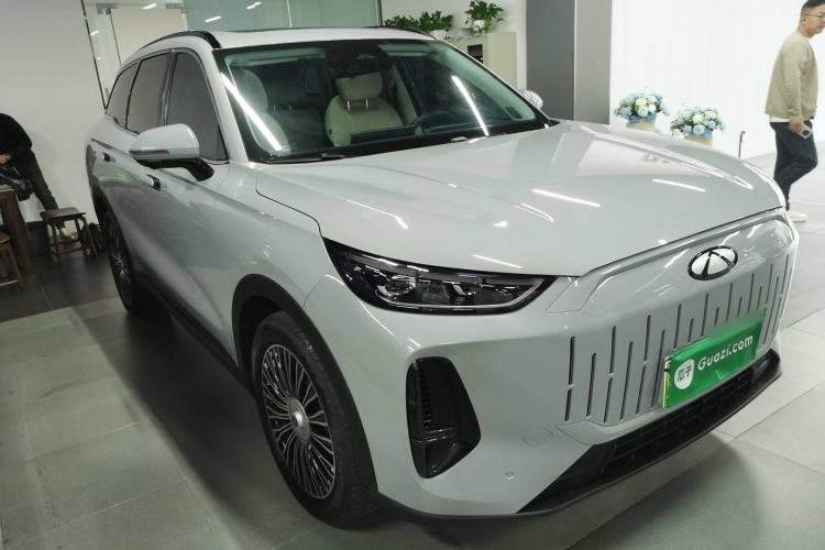 Used Chery Fengyun T9 2024 120 Long-Range Flagship Version 7 Seats Ternary Lithium
