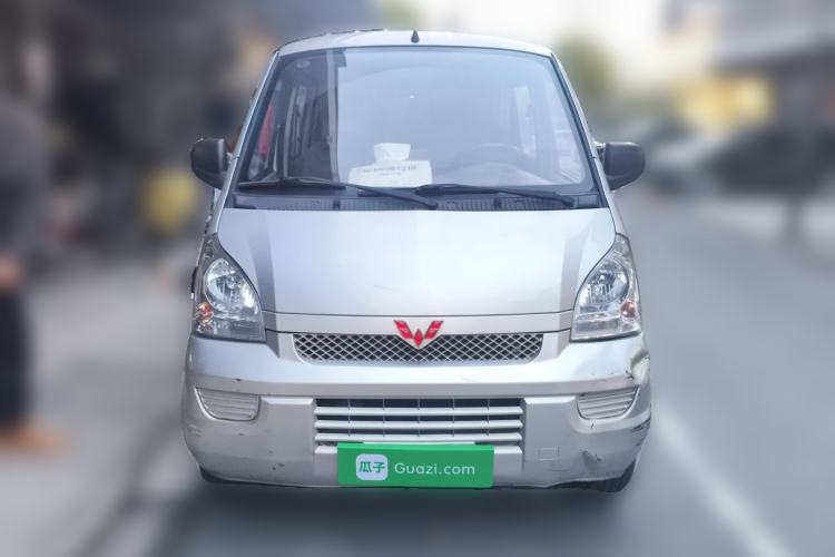 Used Wuling Rongguang 2019 1.5L Extended-Body Van Base Model with 5 Seats Front