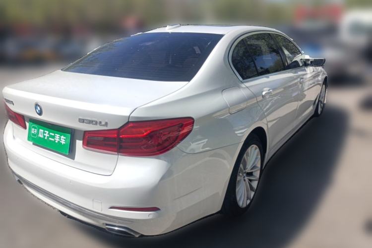 Used BMW 5 Series 2019 Facelifted 530Li Leading Edition Luxury Package
