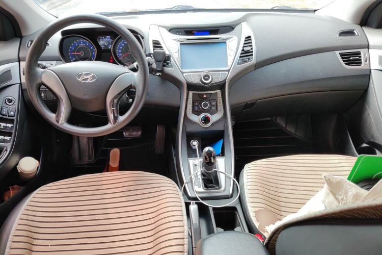 Used Hyundai Elantra (5th Generation / Langdong) 2015 1.6L Automatic Fashion Model

