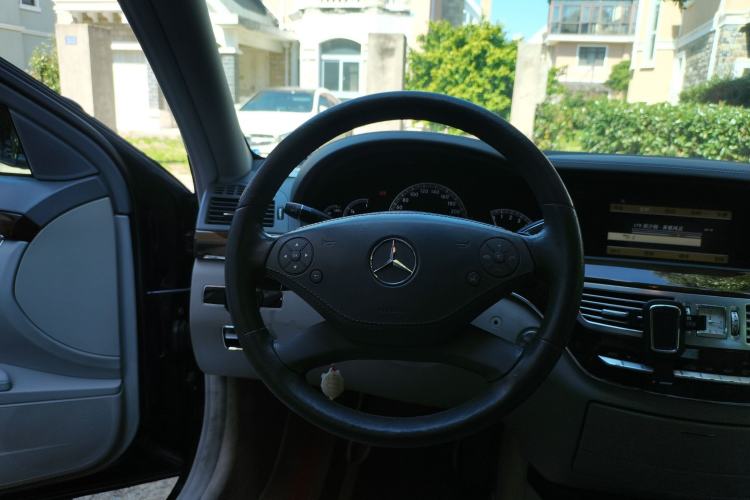 Used Mercedes-Benz S-Class 2010 S 300 L Luxury Model