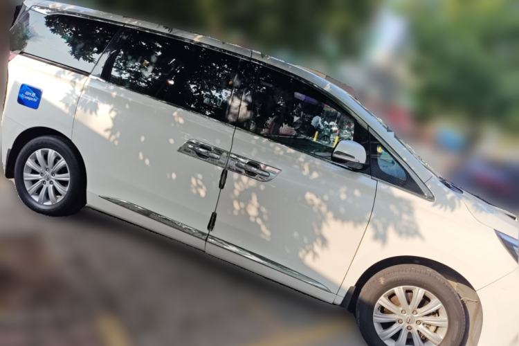 Used GAC Trumpchi M8 2018 320T Luxury Edition Front Right 45 Deg