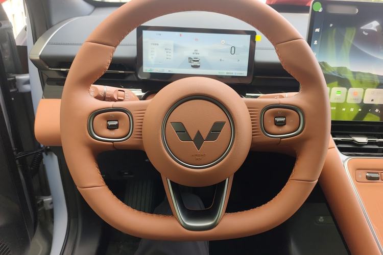 Used Wuling Xingguang S 2025 Model, 130km Flagship Edition Steering Wheel