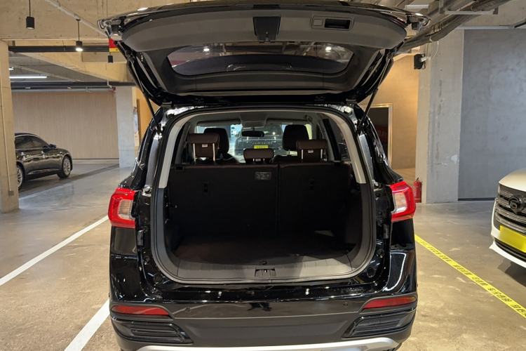 Used FORTHING T5 2023 Grand Edition 1.6L Manual Dream Version Five Seats