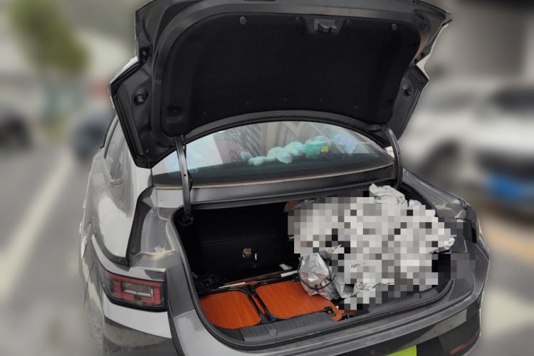 Used CHANGAN Eado DD 2023 Blue Whale NE 1.5T GDI DCT Luxury Edition Trunk