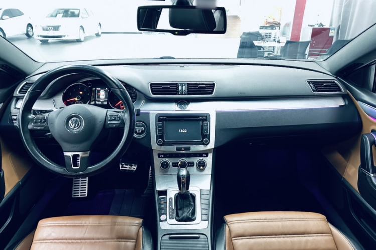 Used Volkswagen FAW-Volkswagen CC 2015 2.0 TSI Luxury Model
