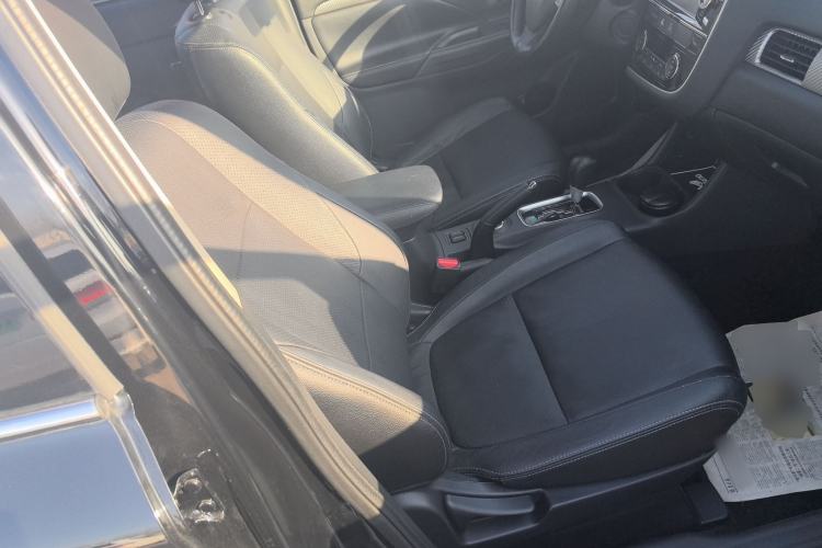 Used Mitsubishi Outlander (Import) 2014 2.4L 4x4 Deluxe Value Edition 5 Seats