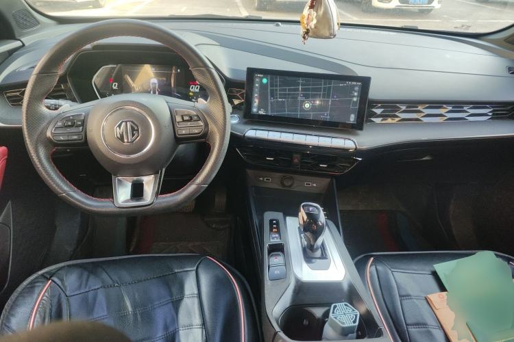 Used MG 5 2021 Revised 300TGI DCT Qingshè Luxurious Enjoyment Edition
