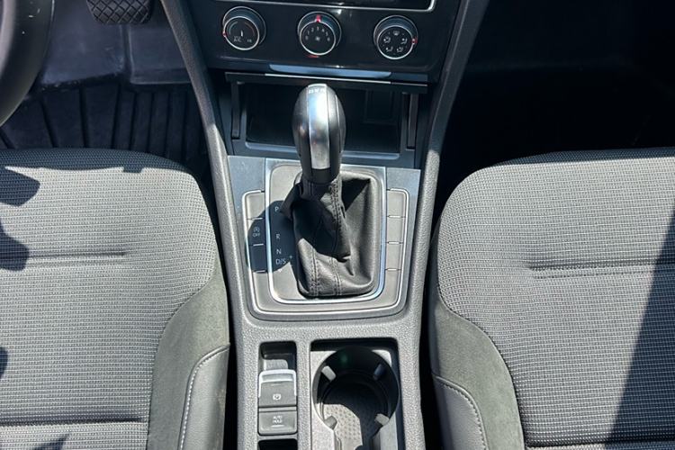 Used Volkswagen Golf 2018 230TSI Automatic Comfort Model