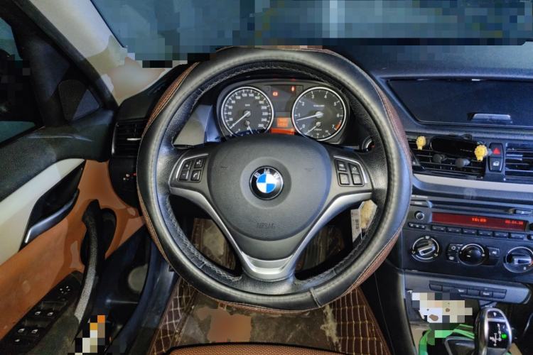 Used BMW X1 2014 sDrive18i Fashion Model
