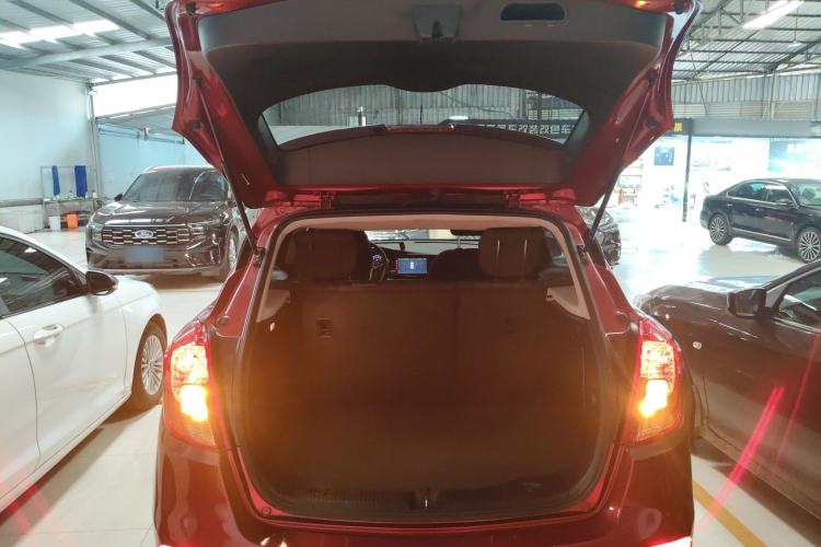 Used Buick Encore 2016 18T Automatic Two-Wheel Drive Urban Fashion Model