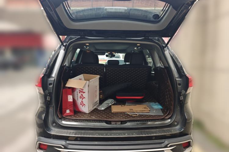 Used Toyota Highlander 2018 2.0T Four-Wheel Drive Luxury Edition 7 Seats China V Emission Standard