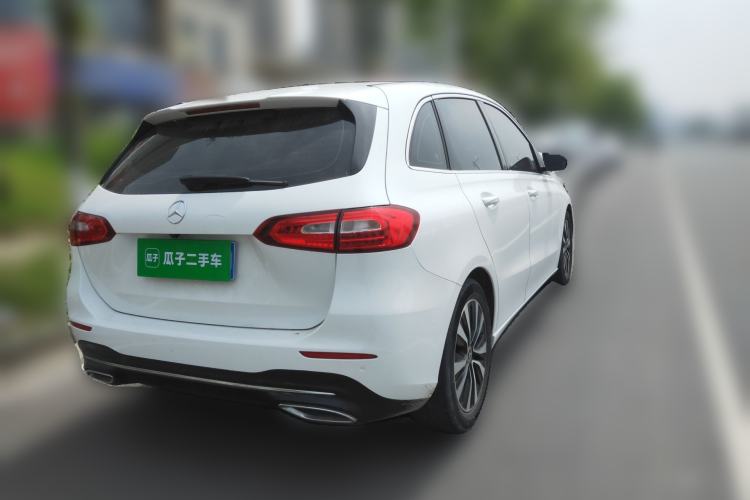 Used Mercedes-Benz B-Class 2021 B 180 Fashion Model Rear Right 45 Deg