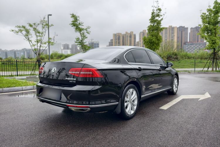 Used Volkswagen Magotan 2018 380TSI DSG Luxury Model Exterior 4