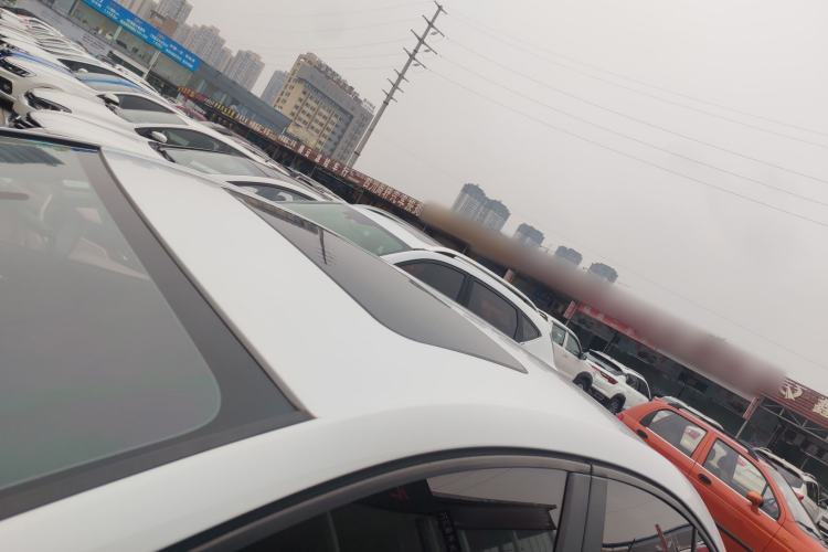 Used Chevrolet Cruze 2018 320 Automatic Pioneer Sunroof Edition