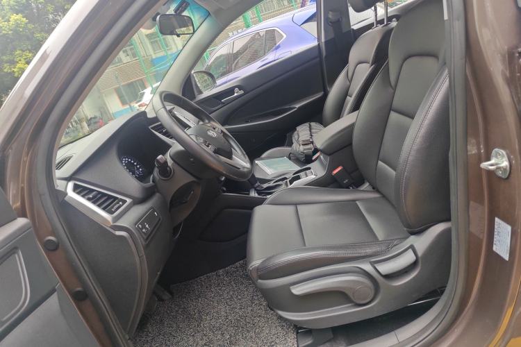 Used Hyundai Tucson 2015 1.6T Dual-Clutch Two-Wheel-Drive Smart Model
