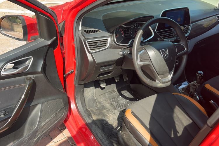 Used Baojun 310 2016 1.2L Manual Fashionable Edition