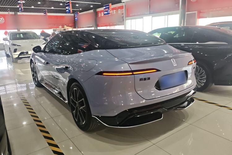 Used Avatr 06 2025 Pro Range-Extended Edition Rear Left 45 Deg