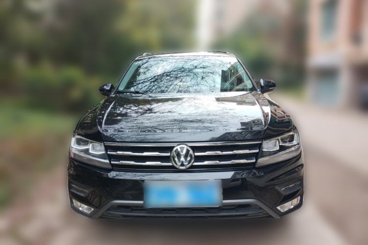 Used Volkswagen Tiguan L 2017 330TSI Automatic Two-Wheel Drive Luxury Edition
