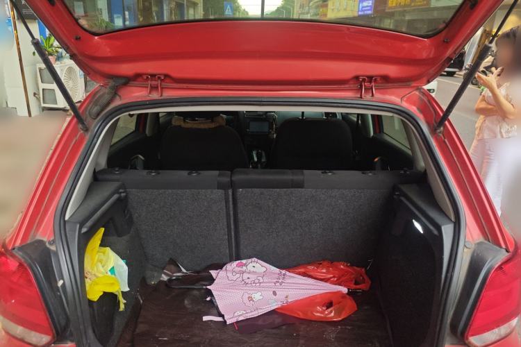 Used Volkswagen Polo 2011 1.4L Automatic ZhiShang Version Trunk