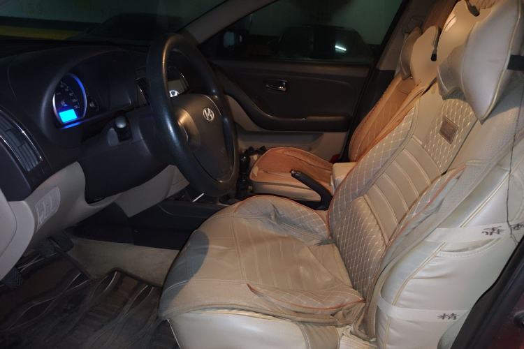 Used Hyundai Celesta 2011 1.6L Manual Luxury Model
