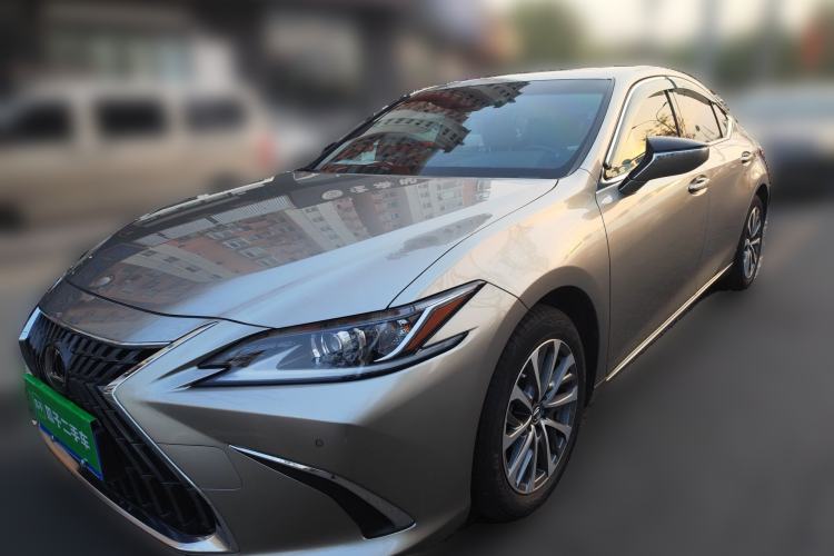 Used Lexus ES 2023 200 Excellence Edition